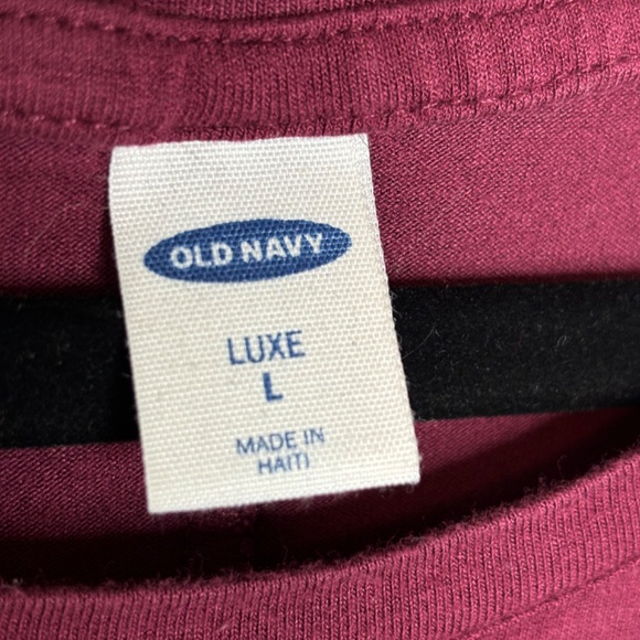 Old Navy Set of Two Flowy Burgundy Red White Tank Tops Casual Yoga Women's Size… - Picture 6 of 10